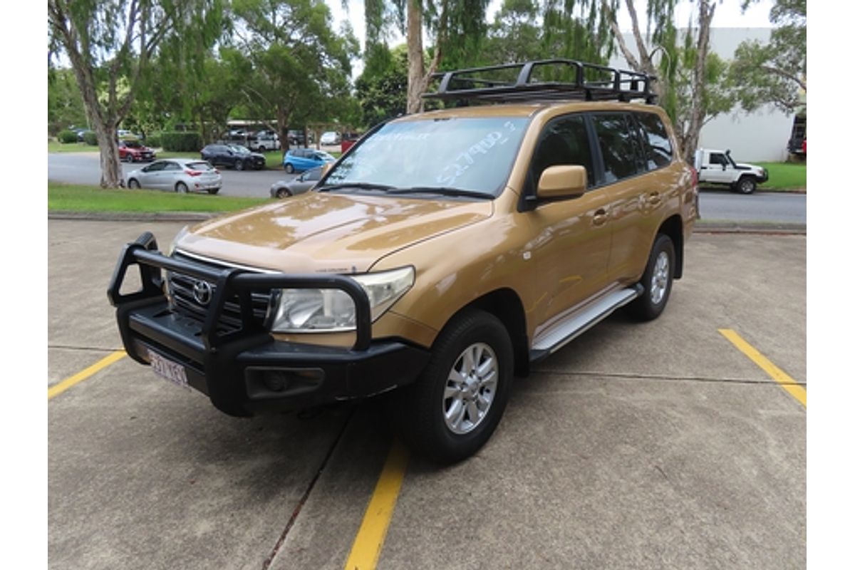2010 Toyota Landcruiser GXL UZJ200R