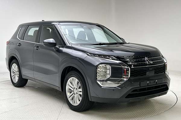 2023 Mitsubishi Outlander ES ZM thumb-0