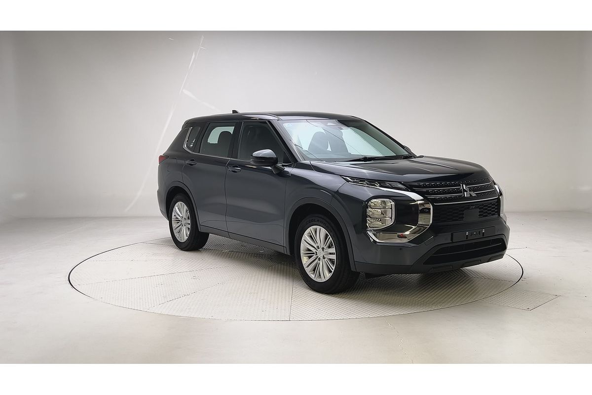 2023 Mitsubishi Outlander ES ZM