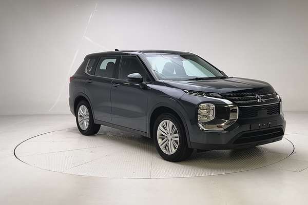 2023 Mitsubishi Outlander ES ZM thumb-1