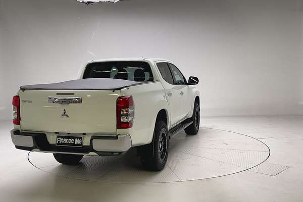 2022 Mitsubishi Triton GLS MR 4X4 thumb-1