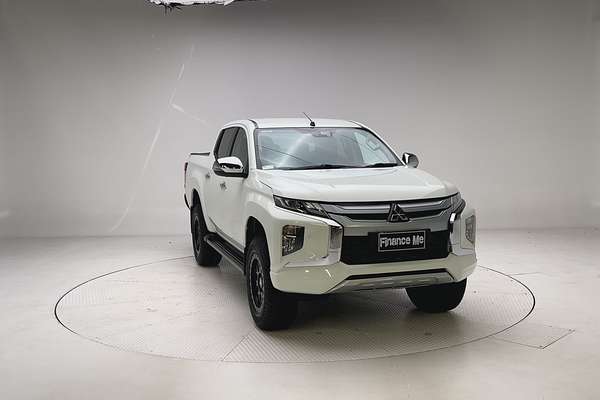 2022 Mitsubishi Triton GLS MR 4X4 thumb-4
