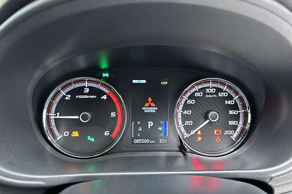 2022 Mitsubishi Triton GLS MR 4X4 thumb-13