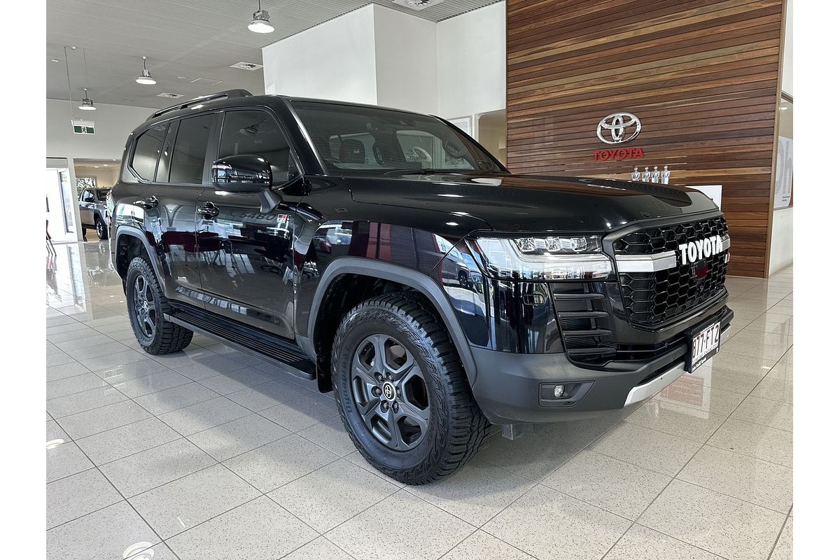 2022 Toyota Landcruiser GR Sport FJA300R