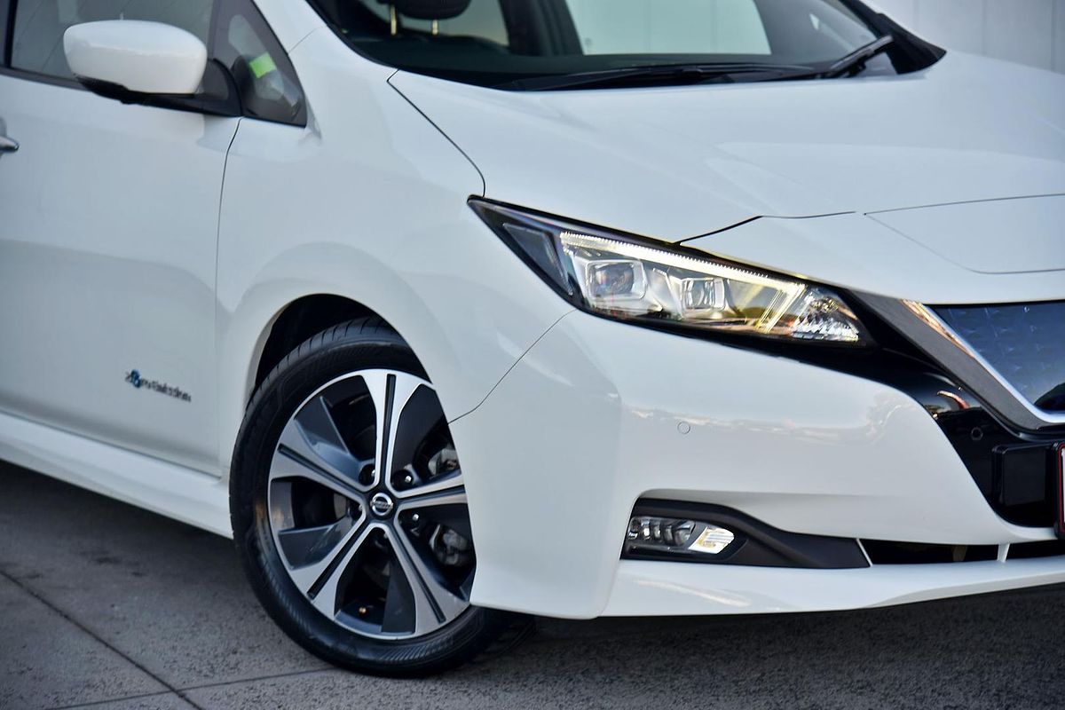 2019 Nissan LEAF ZE1