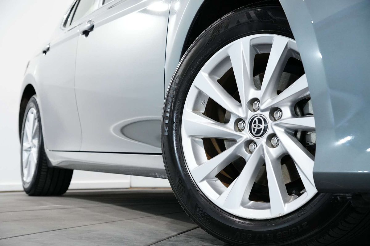 2022 Toyota Camry Ascent AXVH70R