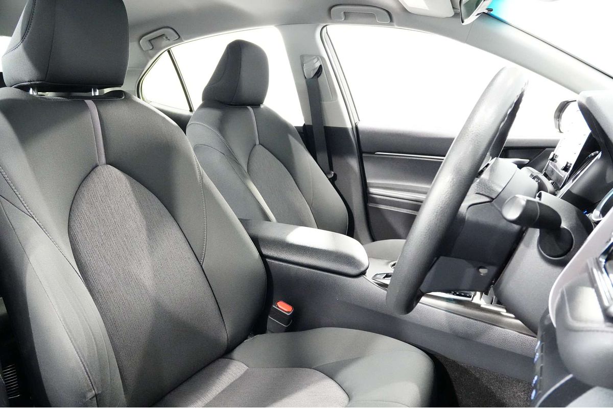 2022 Toyota Camry Ascent AXVH70R