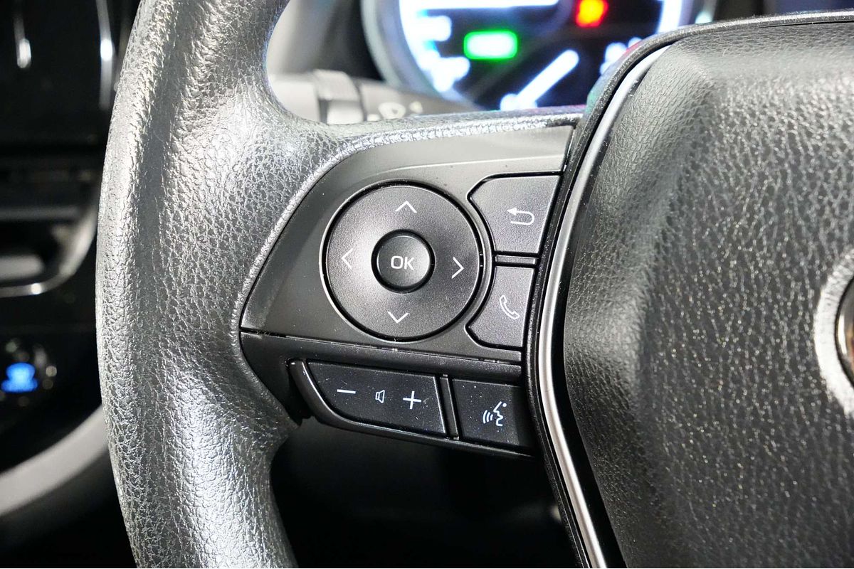 2022 Toyota Camry Ascent AXVH70R