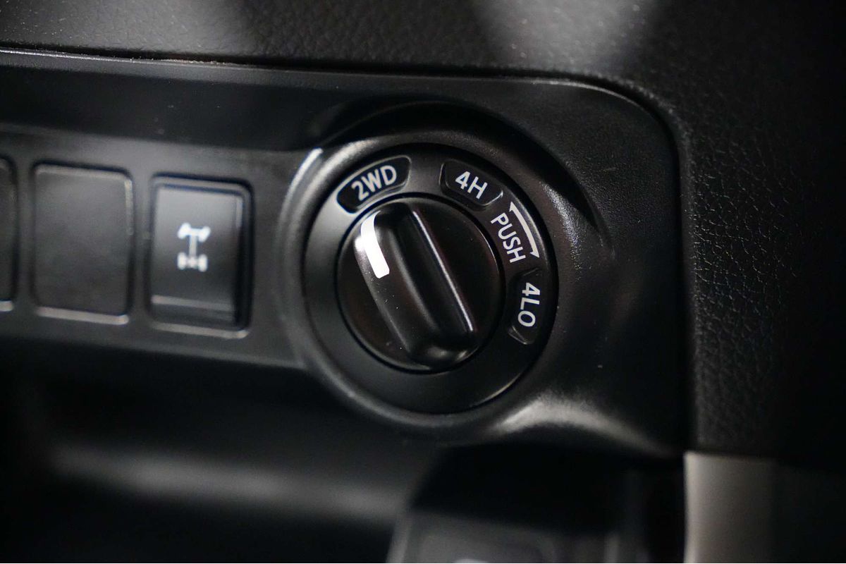 2020 Nissan Navara SL D23 Series 4 4X4