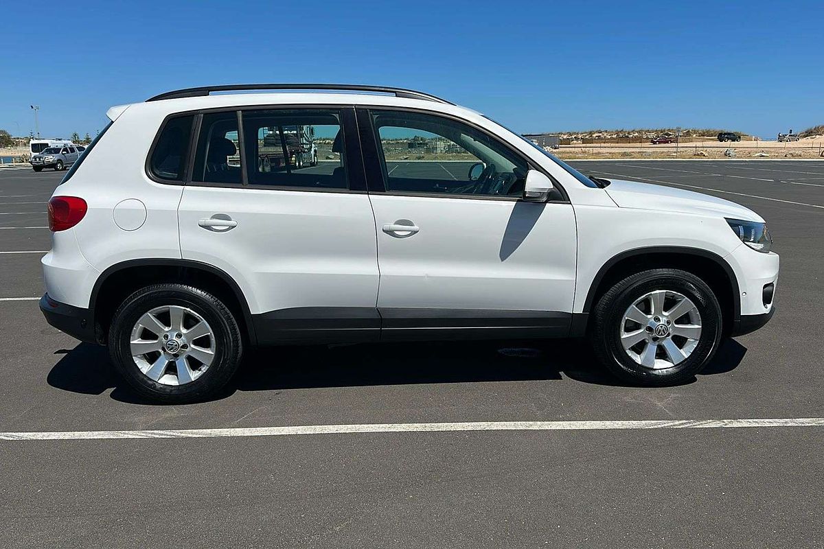 2013 Volkswagen Tiguan 103TDI Pacific 5N