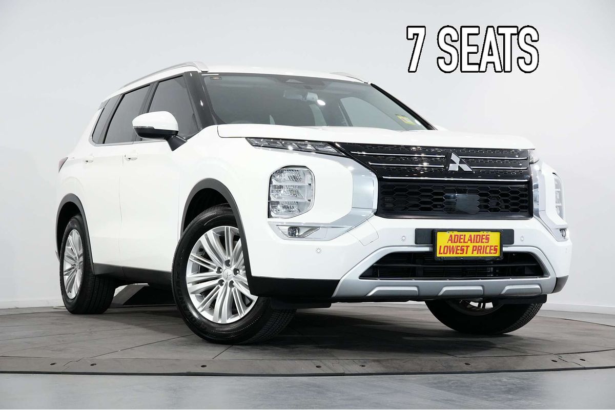 2024 Mitsubishi Outlander LS ZM