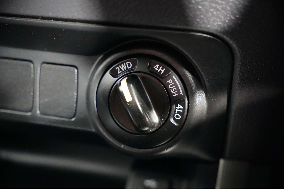 2020 Nissan Navara RX D23 Series 4 4X4