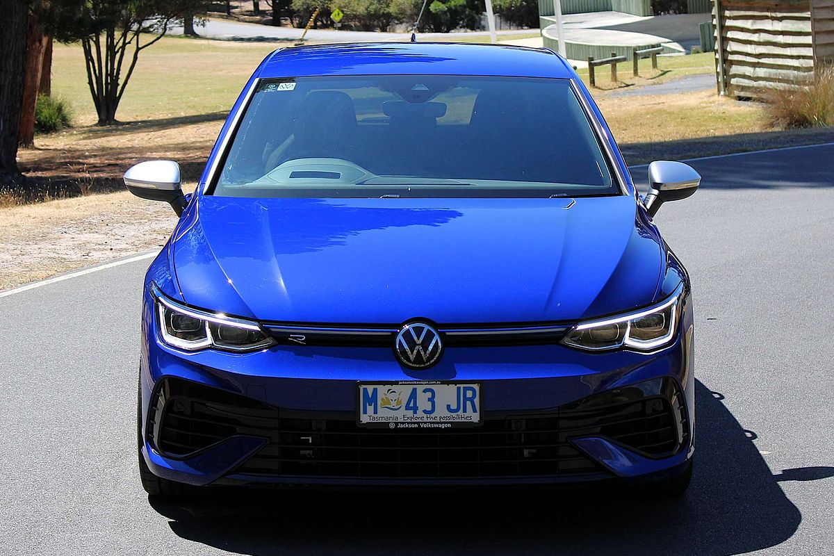 2024 Volkswagen Golf R 8