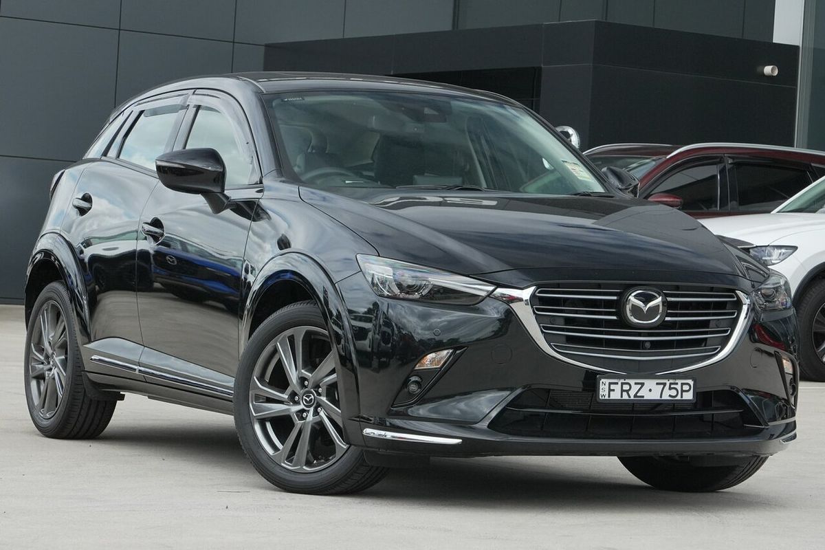 2025 Mazda CX-3 G20 Akari DK