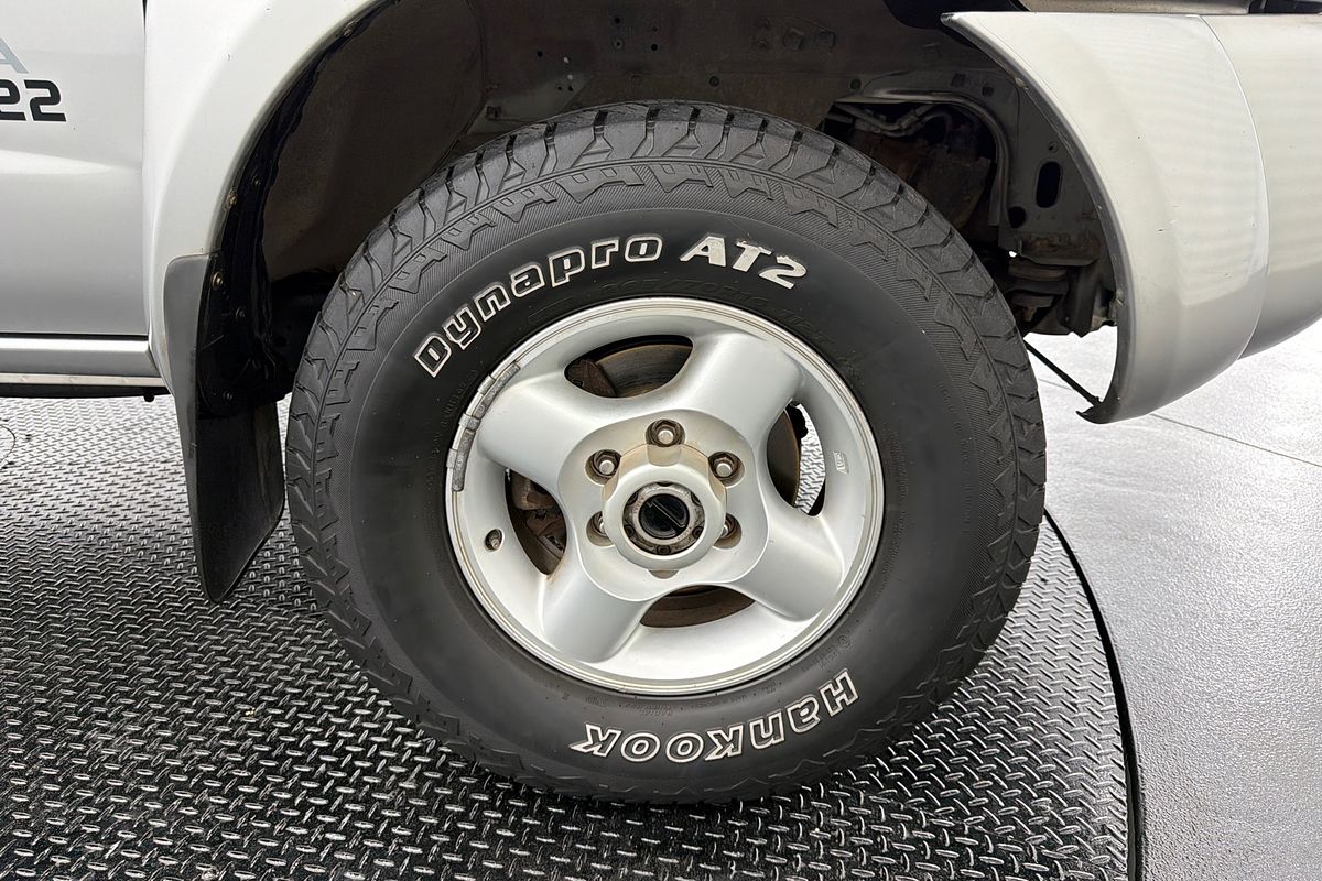 2011 Nissan Navara ST-R D22 4X4