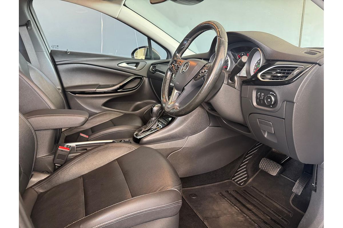 2017 Holden Astra RS-V BK