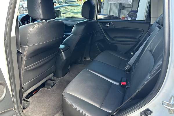 2013 Subaru Forester XT Premium S4 thumb-13