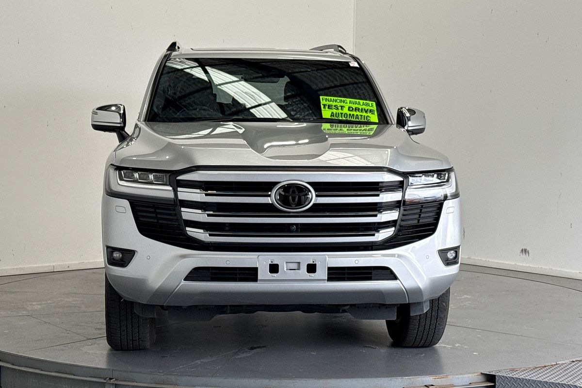 2023 Toyota Landcruiser LC300 SAHARA (4x4) FJA300R