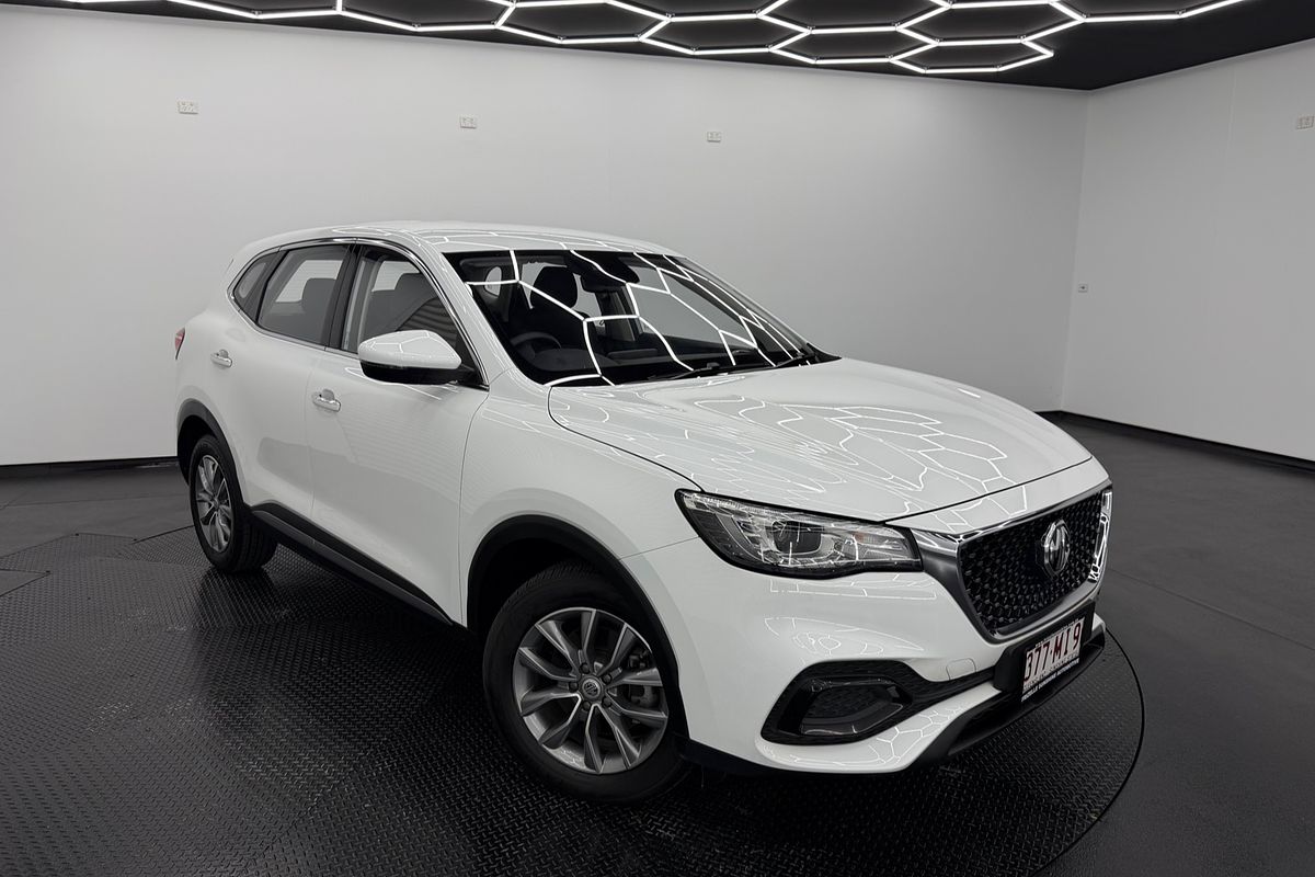 2022 MG HS Core SAS23