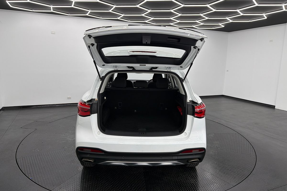 2022 MG HS Core SAS23