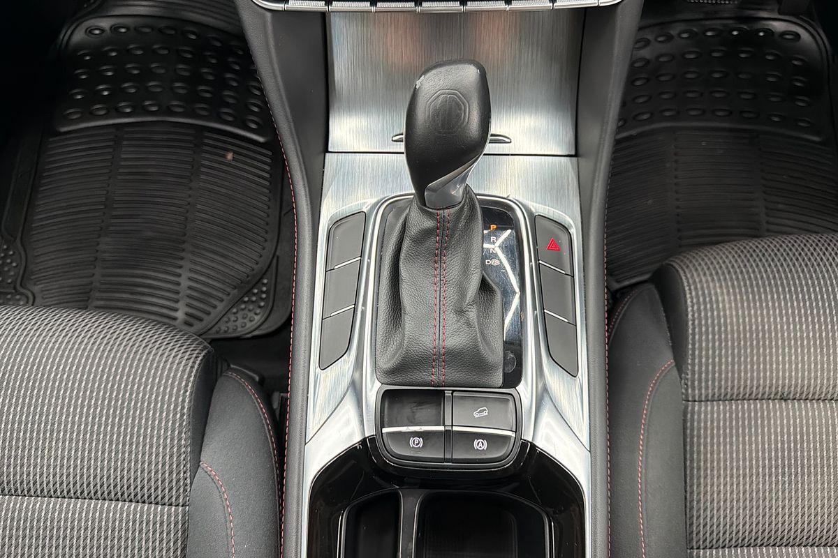 2022 MG HS Core SAS23