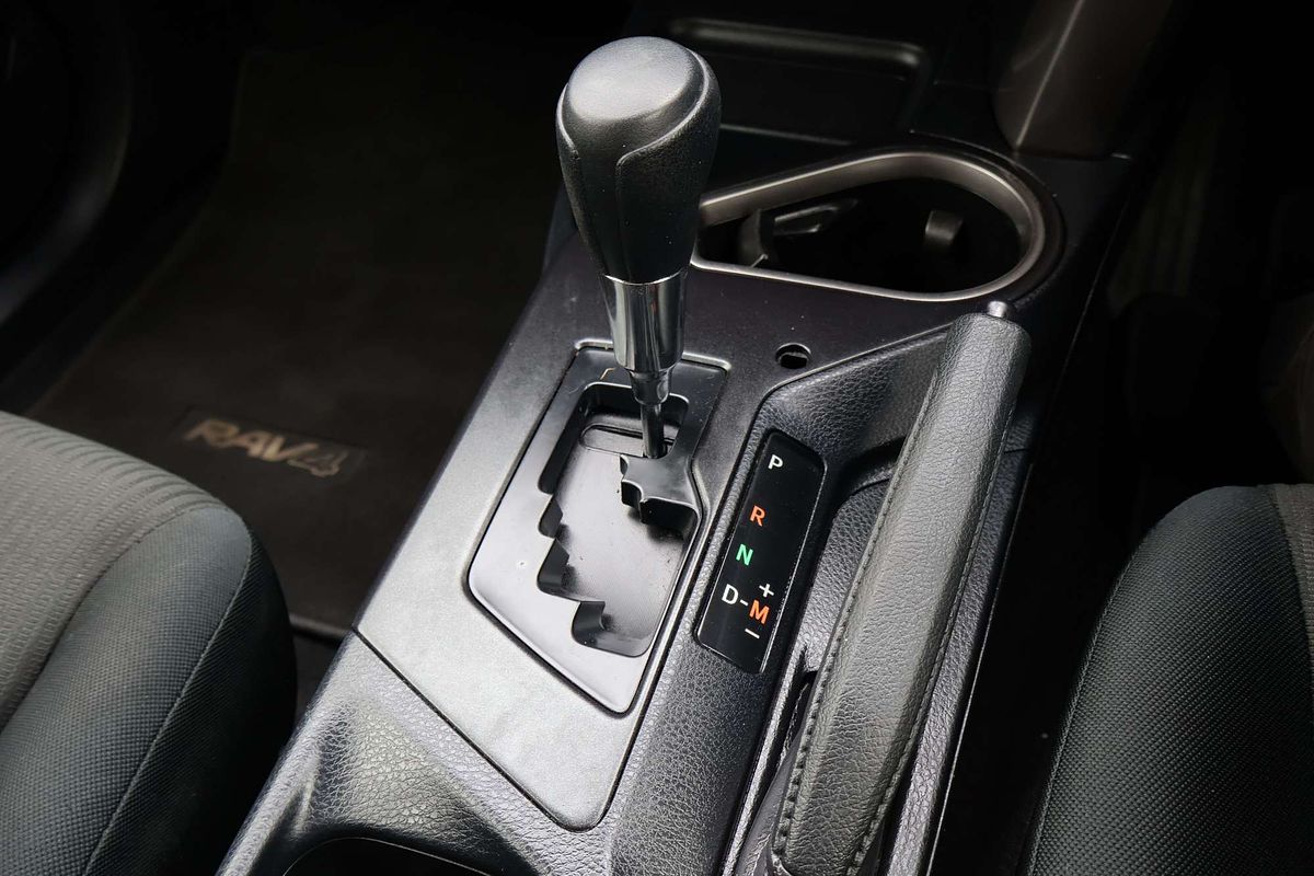 2018 Toyota RAV4 GX ZSA42R