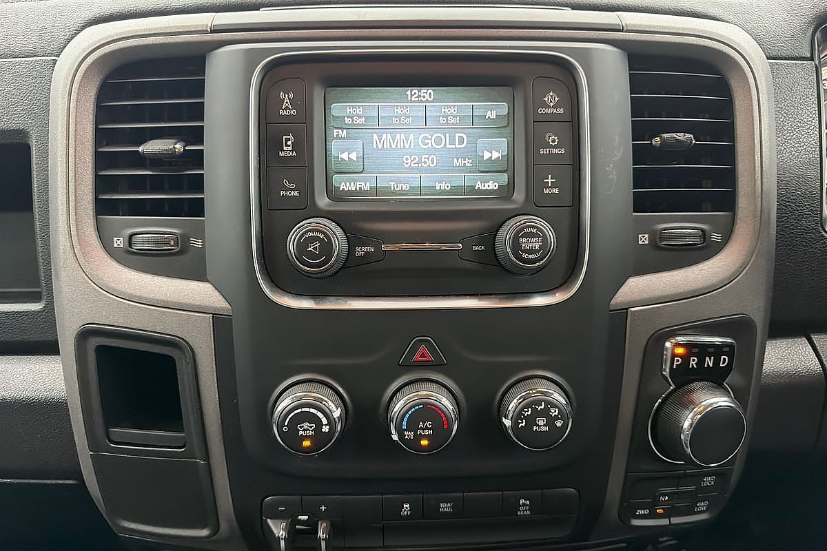 2019 RAM 1500 Express DS 4X4 SWB