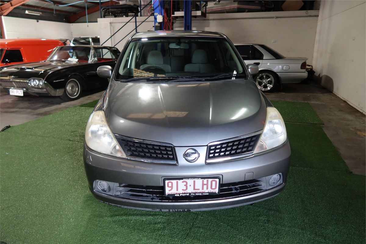 2007 Nissan Tiida ST C11