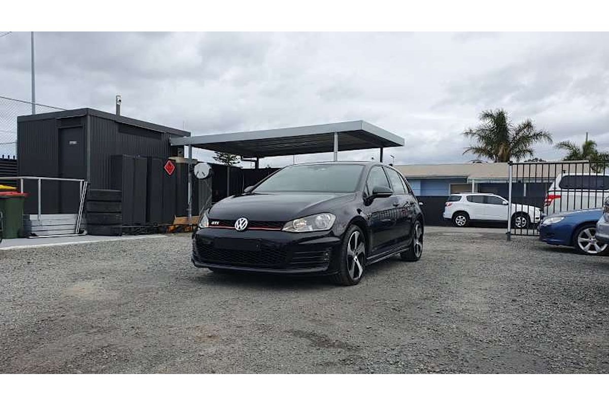 2015 Volkswagen Golf GTI 7