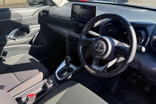 2020 Toyota Yaris Cross GX MXPJ10R thumb-8