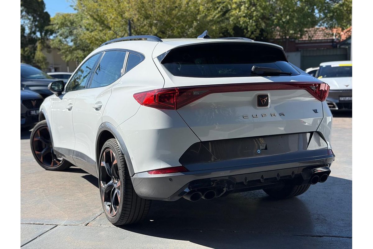 2024 CUPRA Formentor VZx KM