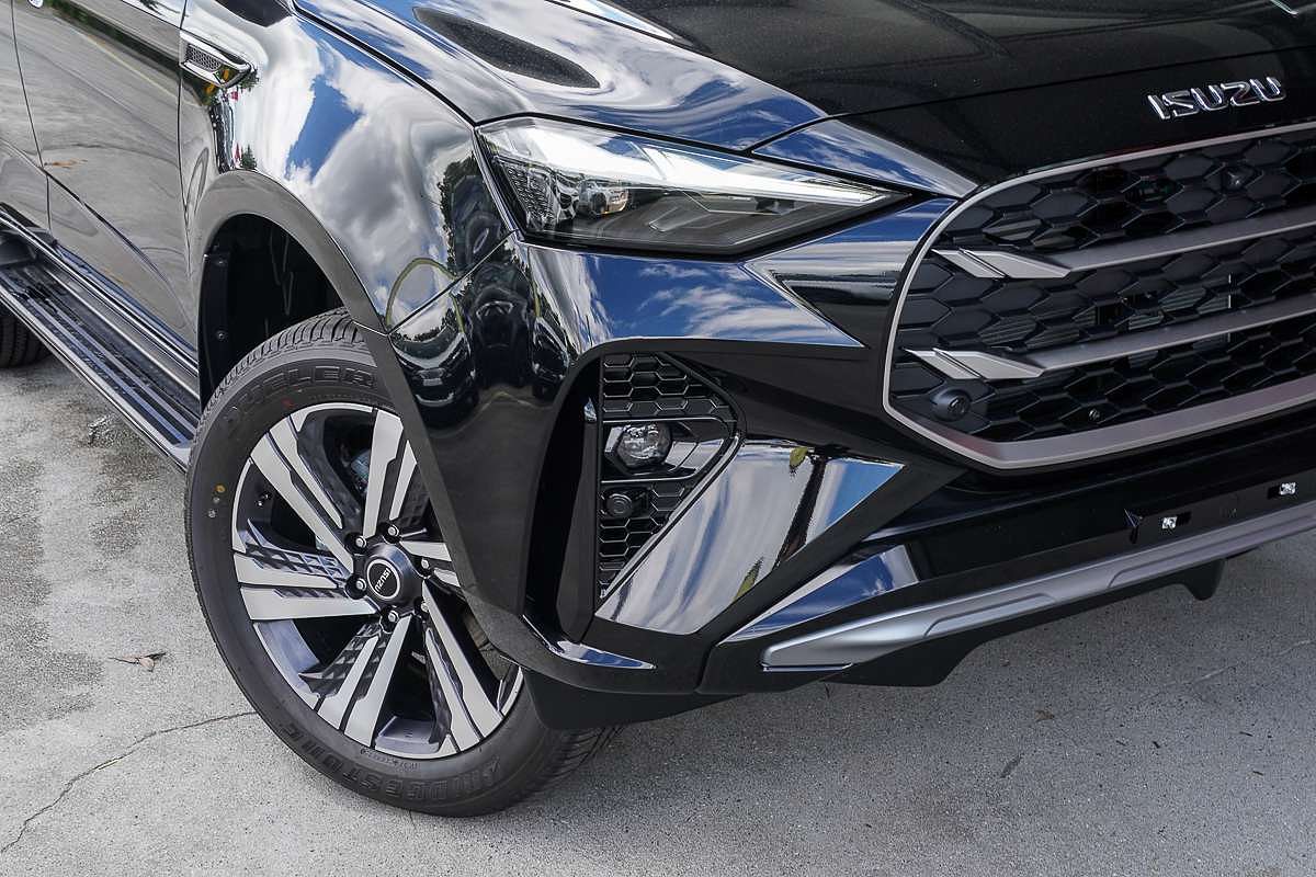 2025 Isuzu MU-X LS-T