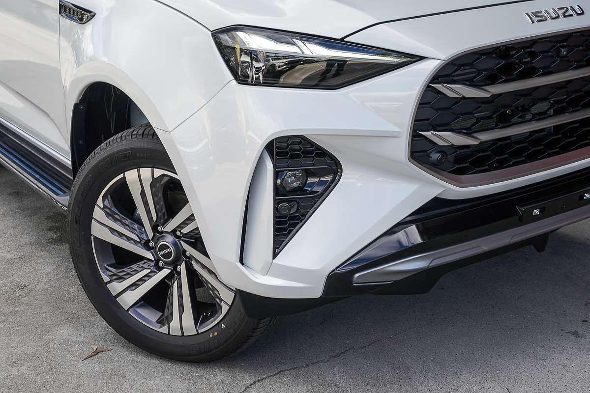 2025 Isuzu MU-X LS-T