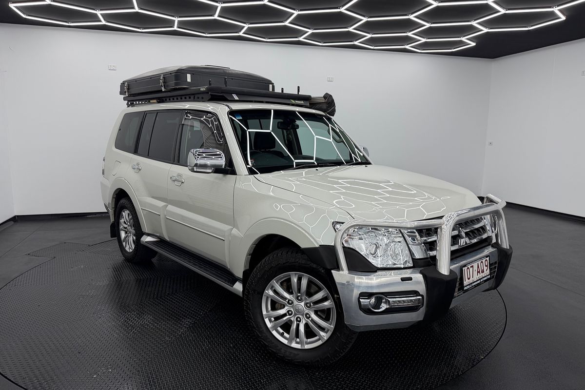 2020 Mitsubishi Pajero Exceed NX