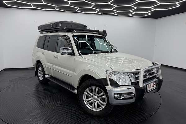 2020 Mitsubishi Pajero Exceed NX