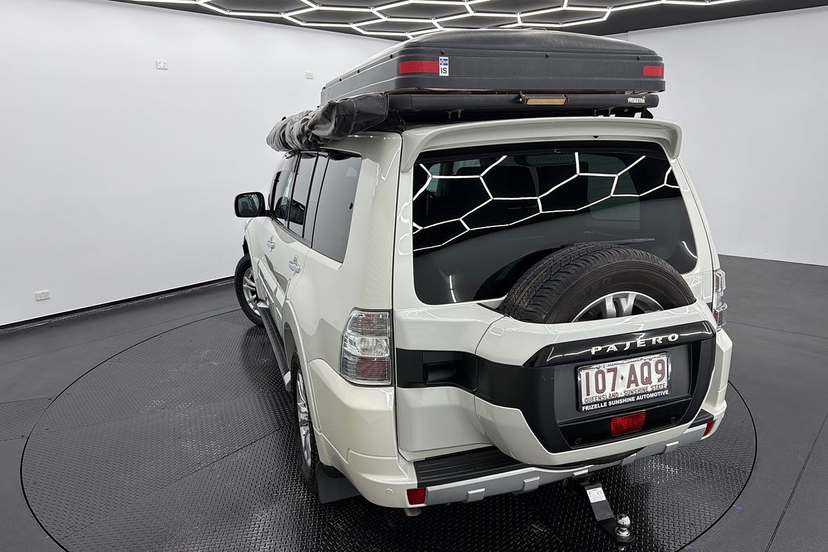 2020 Mitsubishi Pajero Exceed NX