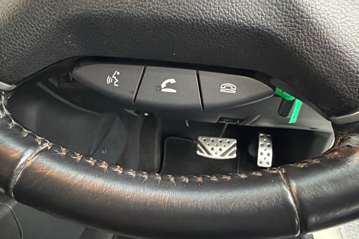 2020 Mitsubishi Pajero Exceed NX