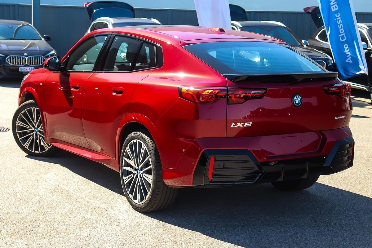 2025 BMW iX2 eDrive20 M Sport U10