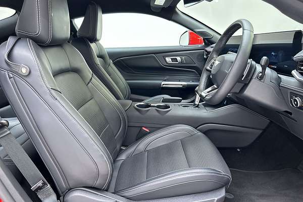 2025 Ford Mustang Ecoboost FO thumb-12