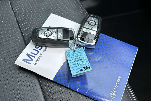 2025 Ford Mustang Ecoboost FO thumb-22