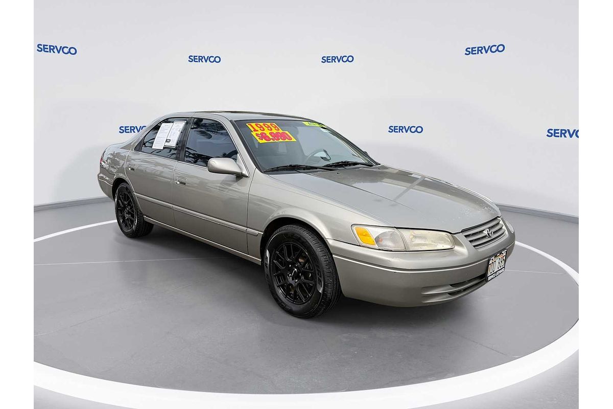 1999 Toyota Camry LE