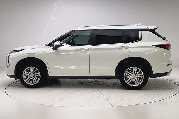 2024 Mitsubishi Outlander LS ZM thumb-7