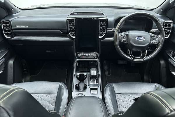 2024 Ford Everest Platinum 3.0L thumb-19