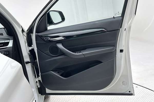 2019 BMW X1 xDrive25i F48 LCI thumb-18