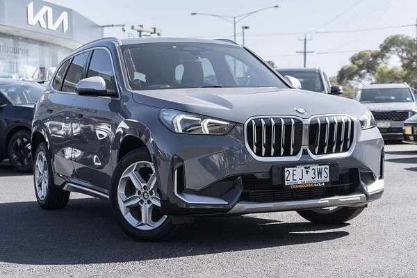 2023 BMW X1 sDrive18i U11