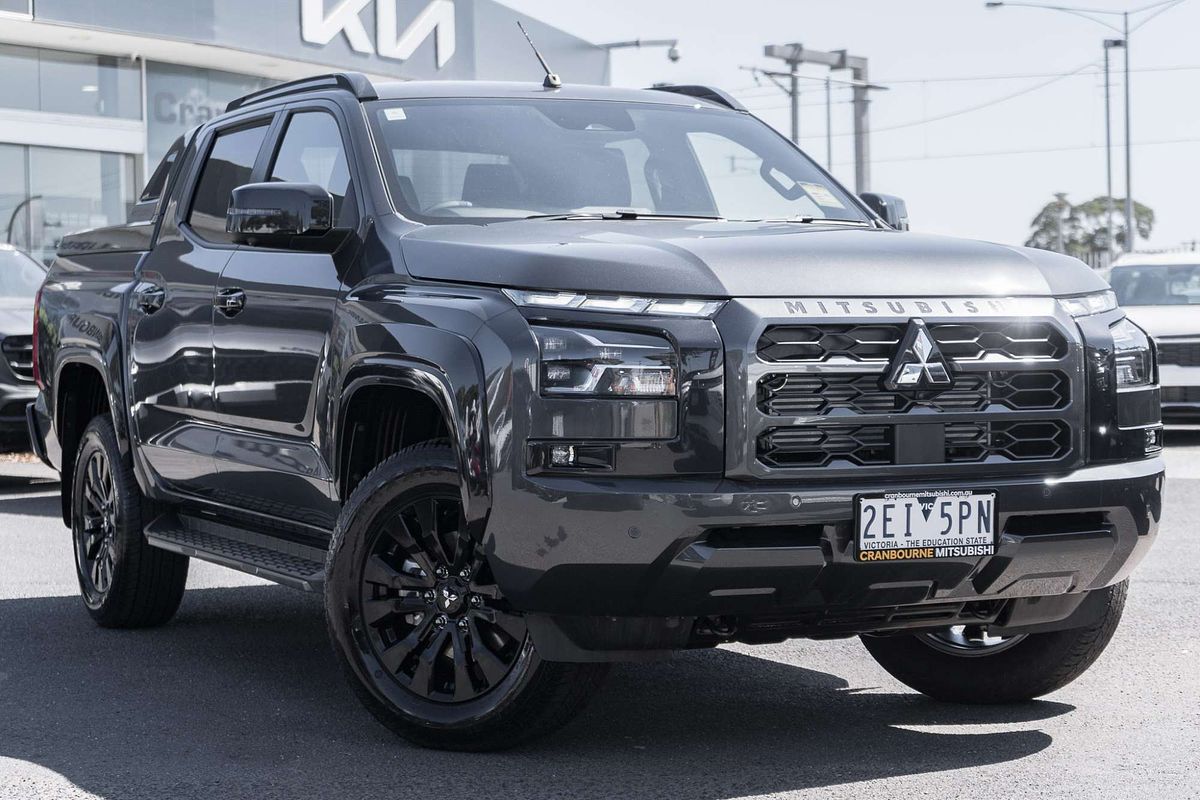 2025 Mitsubishi Triton GSR MV 4X4