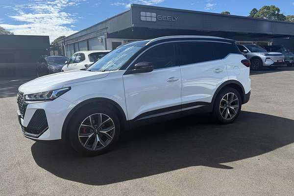 2024 Chery Tiggo 7 Pro Ultimate AWD thumb-4