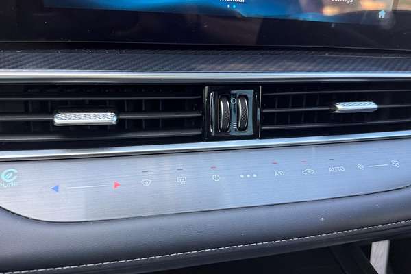 2024 Chery Tiggo 7 Pro Ultimate AWD thumb-34