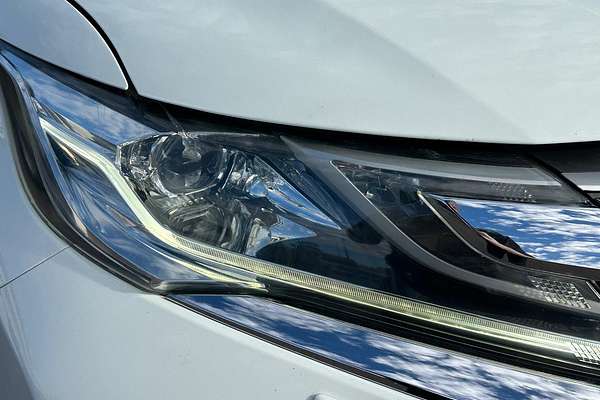 2016 Mitsubishi Pajero Sport Exceed QE thumb-1