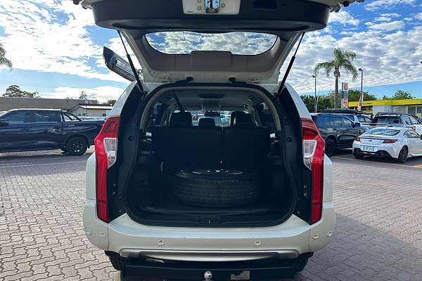 2016 Mitsubishi Pajero Sport Exceed QE thumb-14